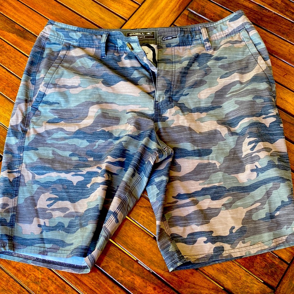 O’Neill Hybrid Swim Camo size 34